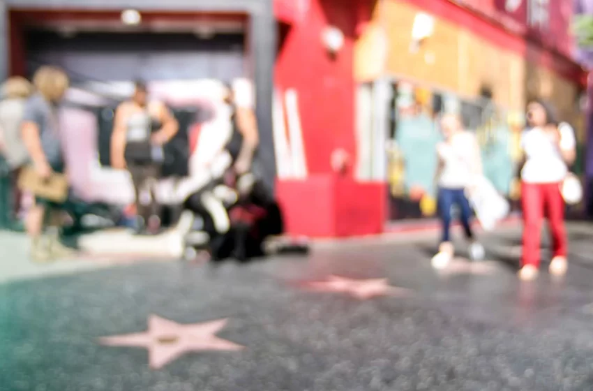Protez Saç Kullanan Hollywood Yıldızları